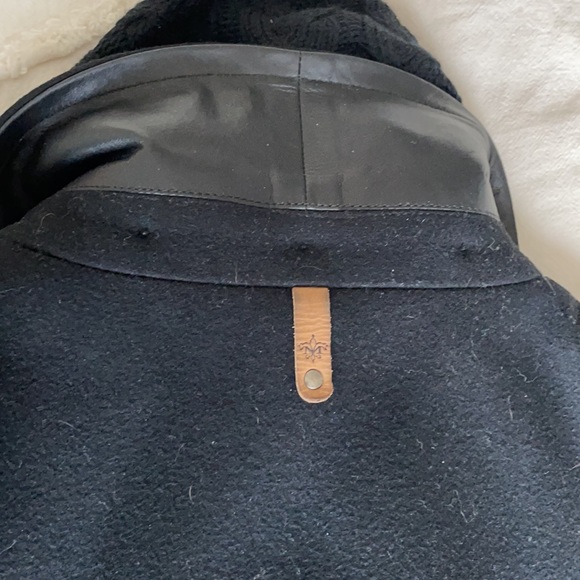 Men’s Mackage wool coat with removable collar. Excellent condition. - Picture 6 of 6